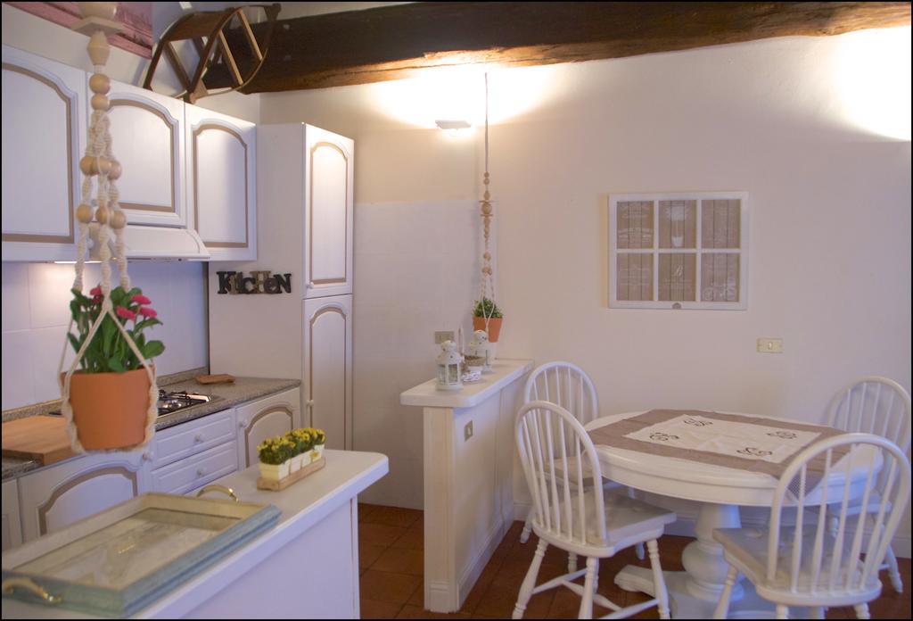 Borgo Zelata Aparthotel Bereguardo Екстериор снимка